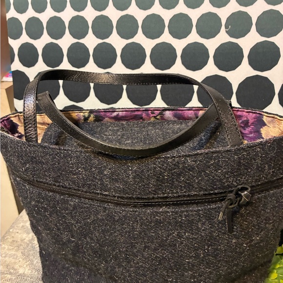 Kate Spade Charcoal Bag with Floral Interior - Picture 6 of 12